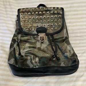Women’s Vintage Call it Spring metallic camo backpack